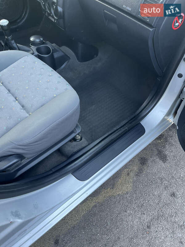 Хэтчбек Hyundai Getz 2004 в Киеве