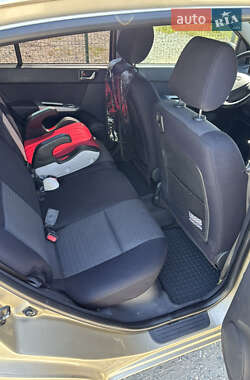 Хетчбек Hyundai Getz 2006 в 