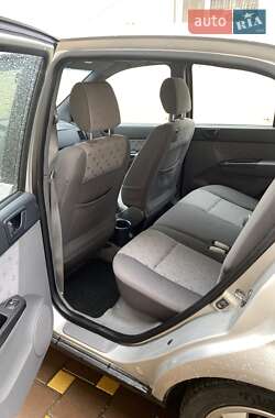 Хэтчбек Hyundai Getz 2002 в 