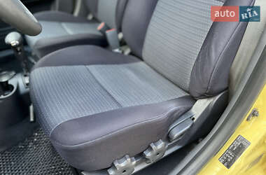 Хэтчбек Hyundai Getz 2010 в 