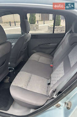 Хэтчбек Hyundai Getz 2003 в 