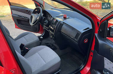Хэтчбек Hyundai Getz 2005 в 