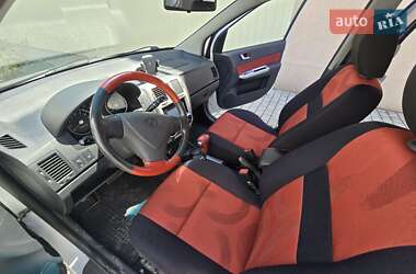 Хэтчбек Hyundai Getz 2010 в 