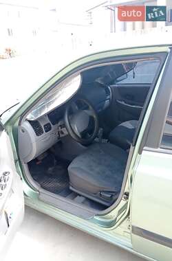 Хэтчбек Hyundai Getz 2003 в 