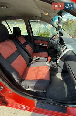 Хэтчбек Hyundai Getz 2006 в 