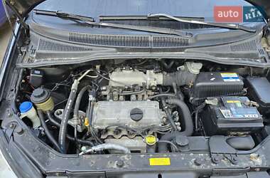 Хэтчбек Hyundai Getz 2009 в 