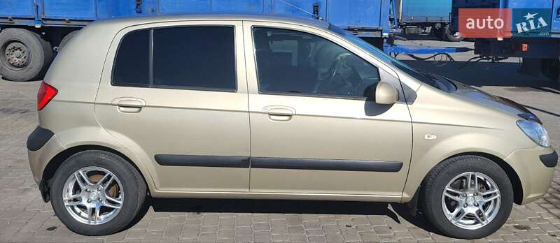 Хэтчбек Hyundai Getz 2010 в Днепре