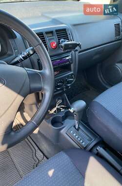 Хэтчбек Hyundai Getz 2010 в 