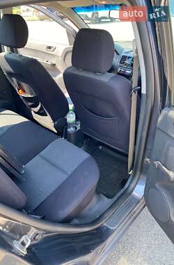 Хэтчбек Hyundai Getz 2010 в 