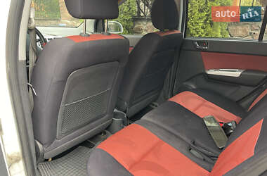 Хэтчбек Hyundai Getz 2011 в 