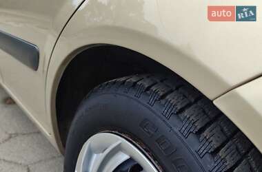 Хэтчбек Hyundai Getz 2010 в 