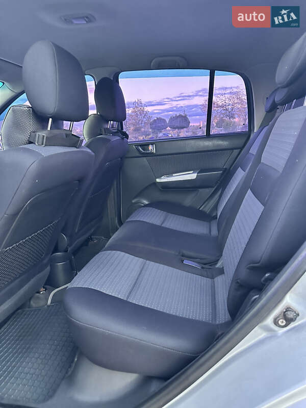 Хэтчбек Hyundai Getz 2007 в Кривом Роге фото 11 Хэтчбек Hyundai Getz 2007 в Кривом Роге