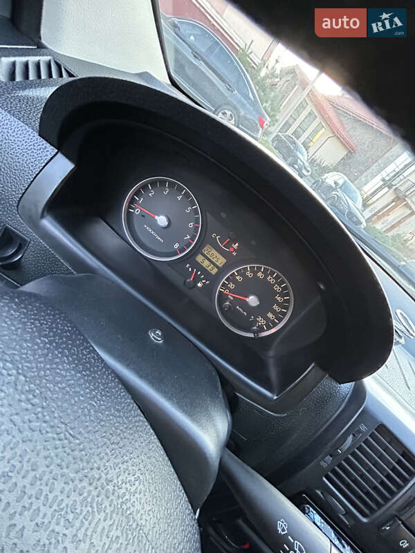 Хэтчбек Hyundai Getz 2004 в Вишневом