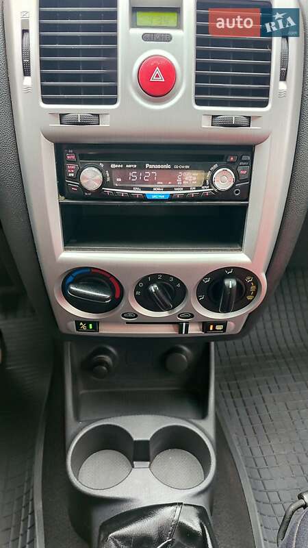 Хетчбек Hyundai Getz 2008 в Кам'янському фото 12 Хетчбек Hyundai Getz 2008 в Кам'янському