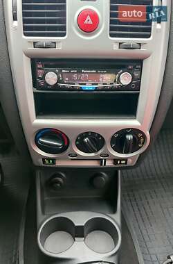 Хэтчбек Hyundai Getz 2008 в  фото 12 Хэтчбек Hyundai Getz 2008 в