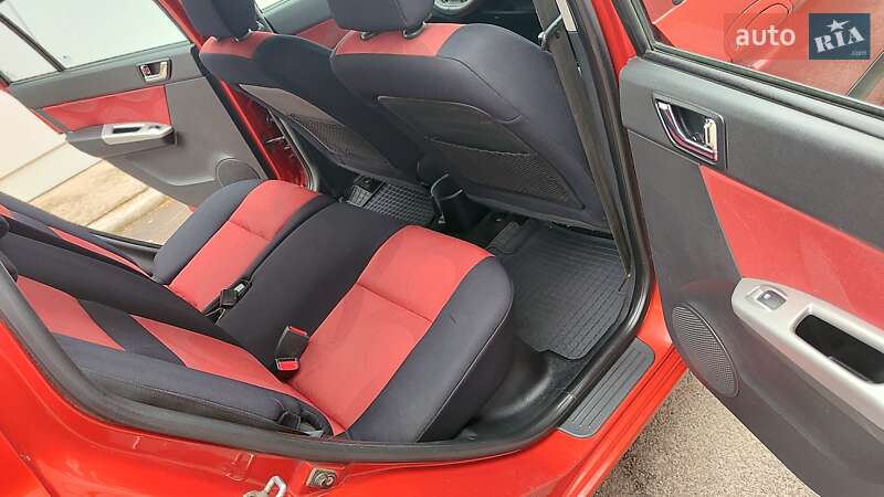 Хетчбек Hyundai Getz 2008 в Кам'янському фото 17 Хетчбек Hyundai Getz 2008 в Кам'янському