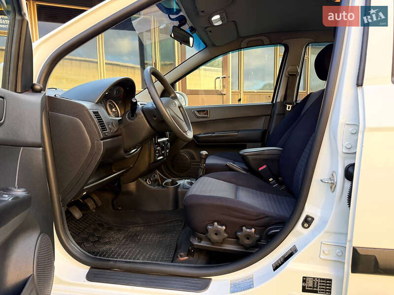 Хэтчбек Hyundai Getz 2010 в Одессе фото 12 Хэтчбек Hyundai Getz 2010 в Одессе