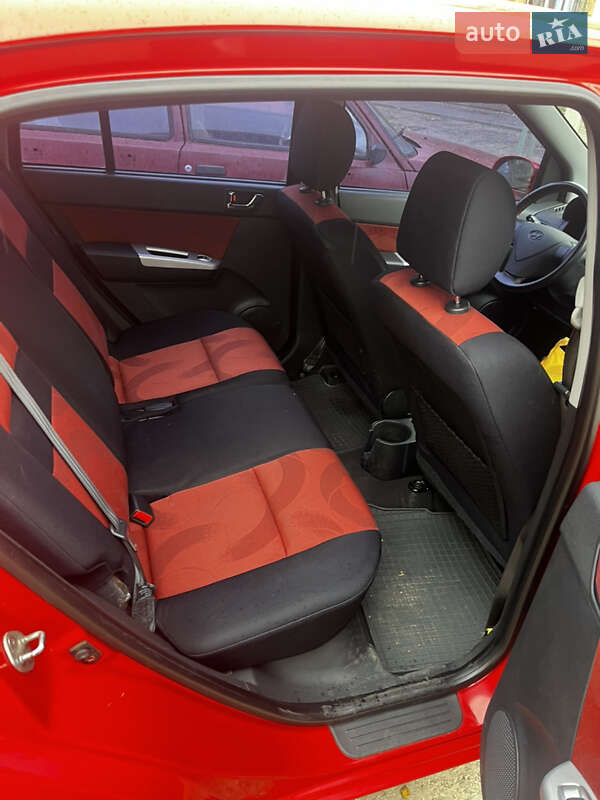 Хетчбек Hyundai Getz 2008 в Дніпрі фото 10 Хетчбек Hyundai Getz 2008 в Дніпрі