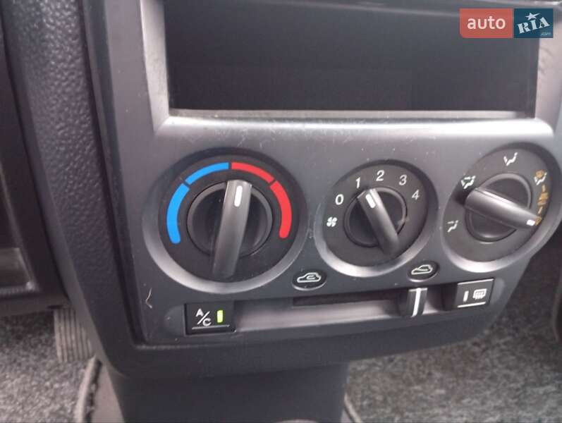 Хетчбек Hyundai Getz 2004 в Прилуках фото 13 Хетчбек Hyundai Getz 2004 в Прилуках