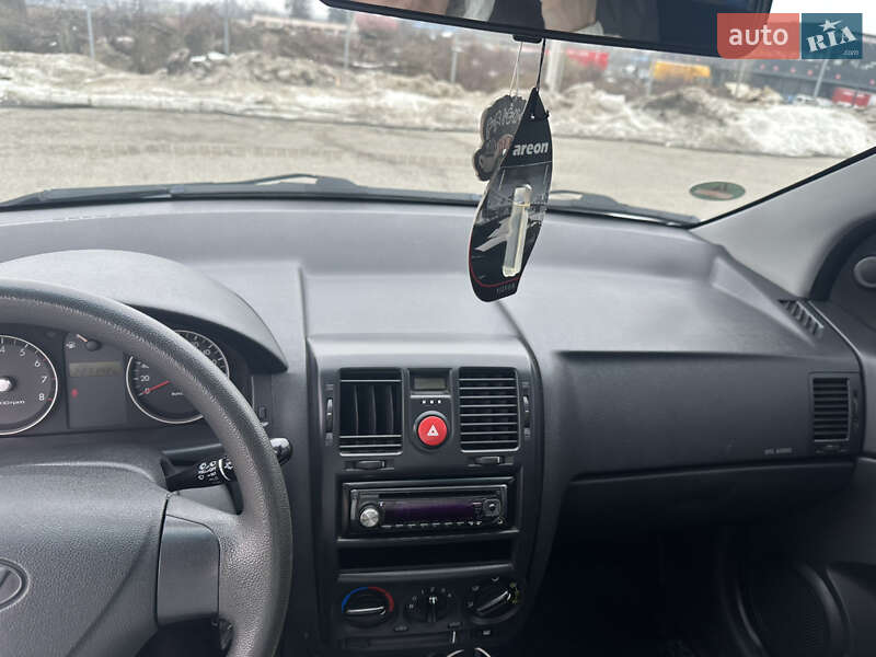 Хэтчбек Hyundai Getz 2007 в Черновцах фото 11 Хэтчбек Hyundai Getz 2007 в Черновцах