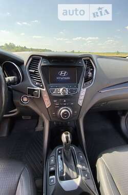 Внедорожник / Кроссовер Hyundai Grand Santa Fe 2014 в Сарнах