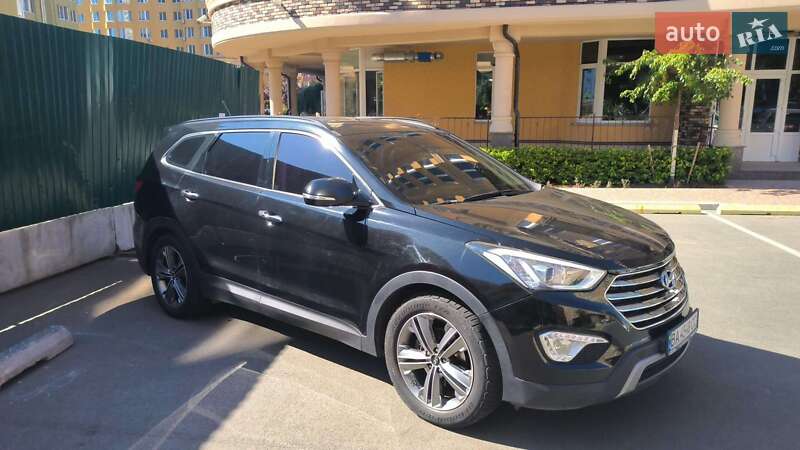 Внедорожник / Кроссовер Hyundai Grand Santa Fe 2014 в Киеве
