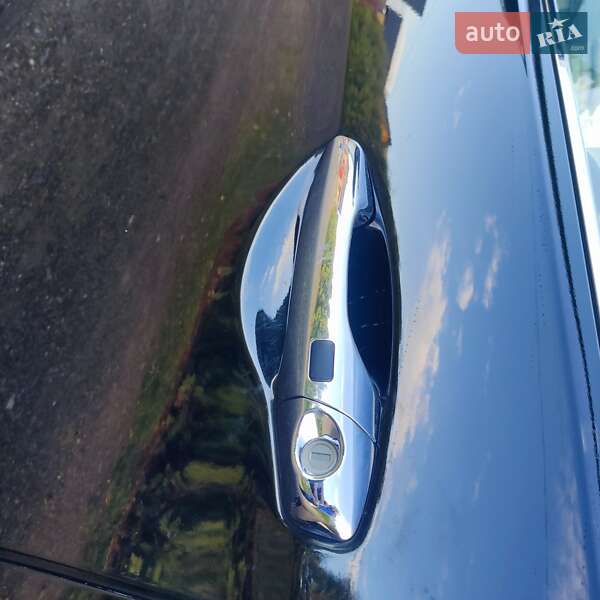 Внедорожник / Кроссовер Hyundai Grand Santa Fe 2016 в Черновцах