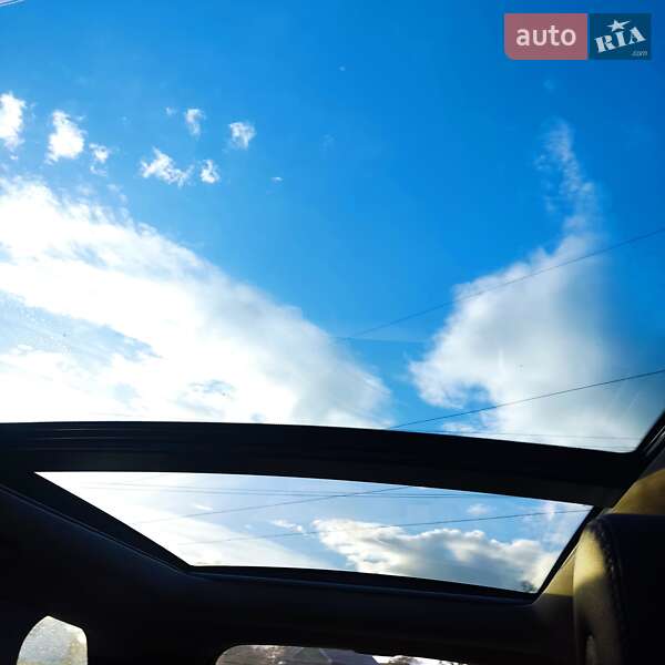 Внедорожник / Кроссовер Hyundai Grand Santa Fe 2016 в Черновцах