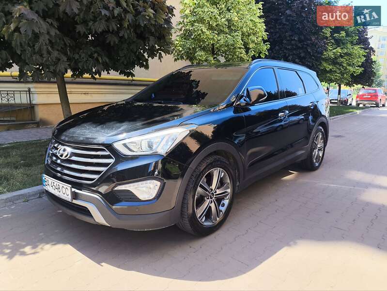 Hyundai Grand Santa Fe 2014
