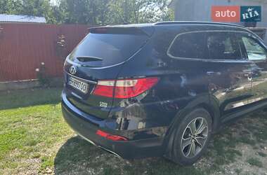 Позашляховик / Кросовер Hyundai Grand Santa Fe 2015 в 