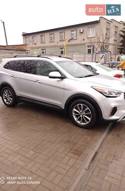 Позашляховик / Кросовер Hyundai Grand Santa Fe 2016 в 