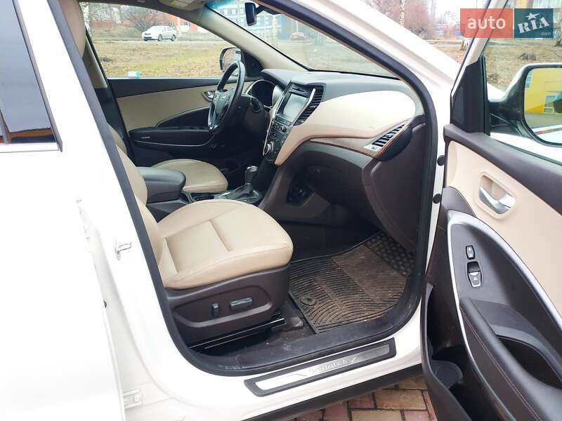 Внедорожник / Кроссовер Hyundai Grand Santa Fe 2016 в Хмельницком