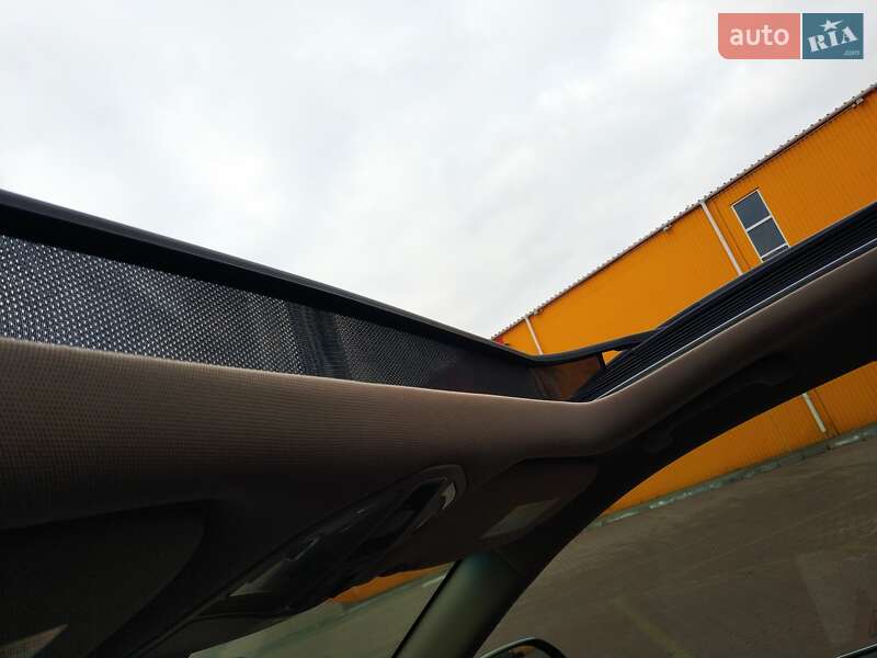 Внедорожник / Кроссовер Hyundai Grand Santa Fe 2016 в Хмельницком