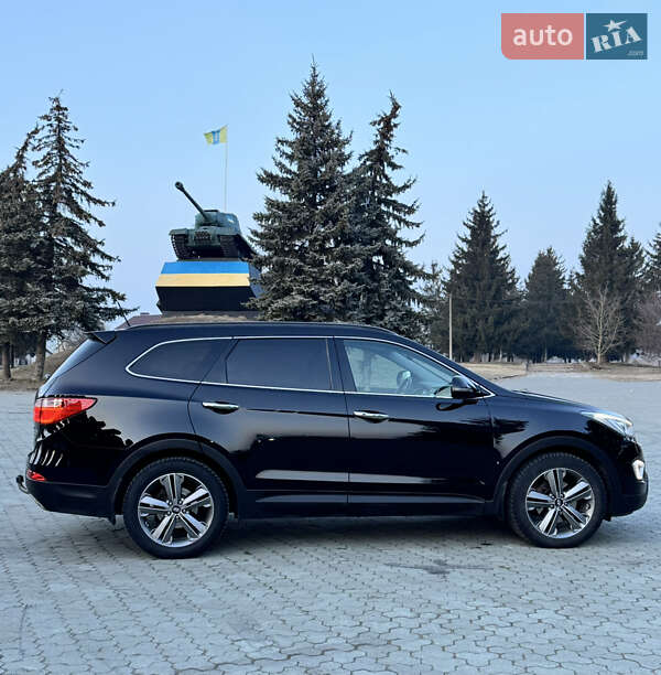 Внедорожник / Кроссовер Hyundai Grand Santa Fe 2014 в Дубно