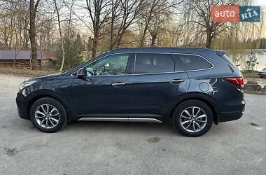 Позашляховик / Кросовер Hyundai Grand Santa Fe 2018 в 