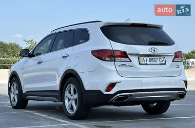 Позашляховик / Кросовер Hyundai Grand Santa Fe 2017 в 