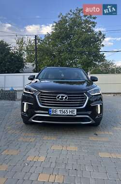 Позашляховик / Кросовер Hyundai Grand Santa Fe 2017 в Миколаєві