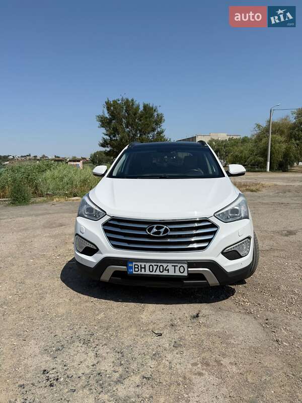 Hyundai Grand Santa Fe 2014 Hyundai Grand Santa Fe 2014