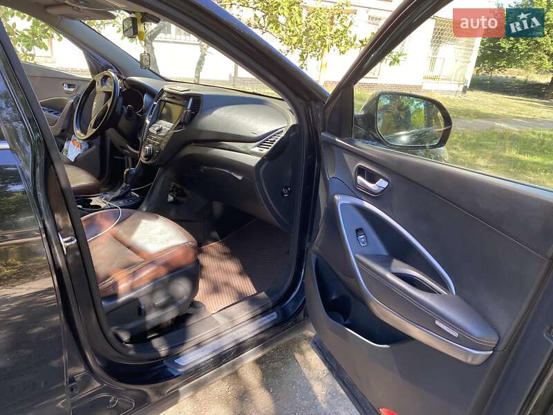 Внедорожник / Кроссовер Hyundai Grand Santa Fe 2015 в Широком фото 7 Внедорожник / Кроссовер Hyundai Grand Santa Fe 2015 в Широком