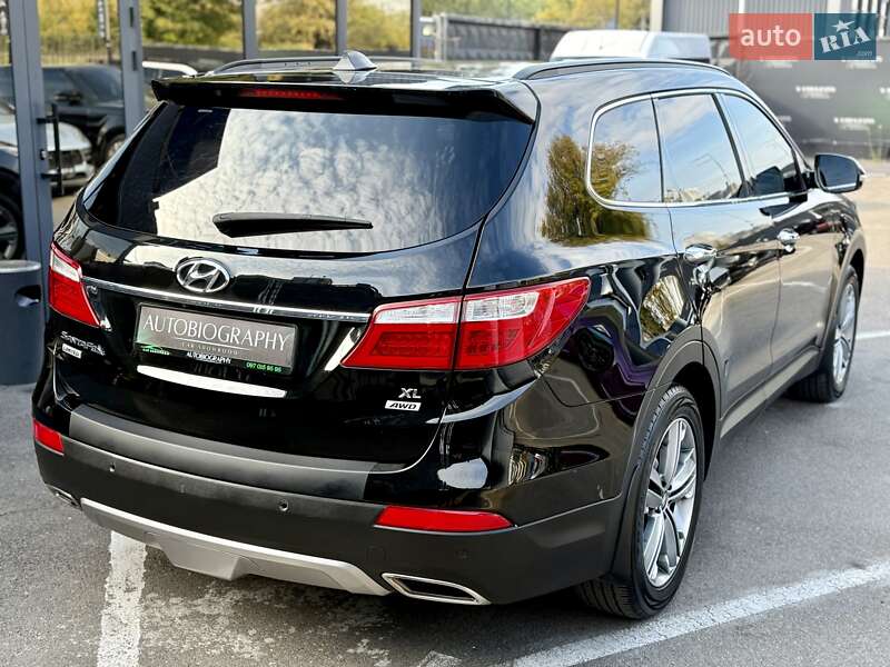 Внедорожник / Кроссовер Hyundai Grand Santa Fe 2015 в Киеве