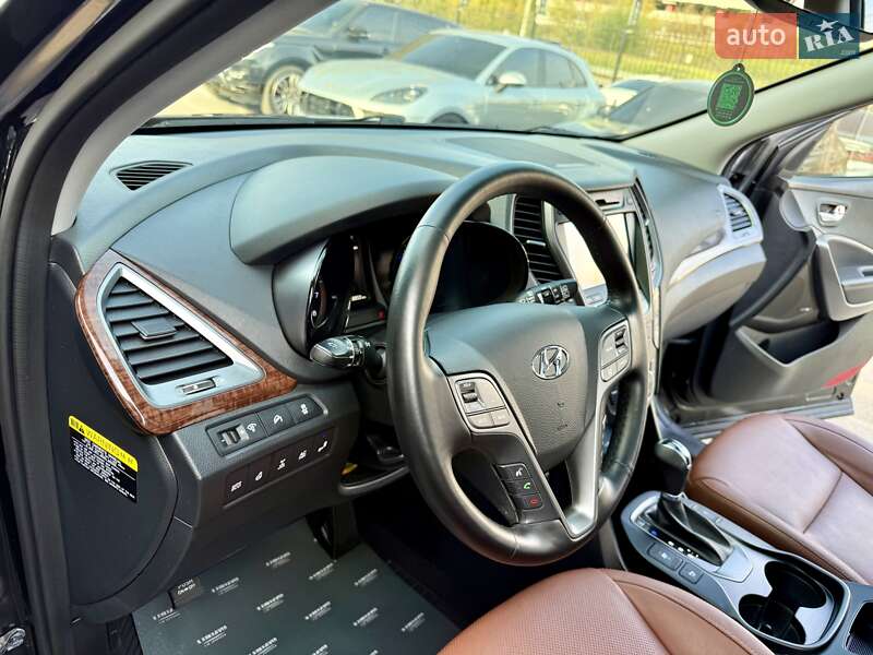 Внедорожник / Кроссовер Hyundai Grand Santa Fe 2015 в Киеве