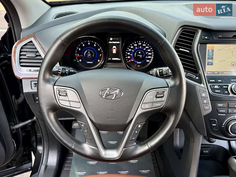 Внедорожник / Кроссовер Hyundai Grand Santa Fe 2015 в Киеве