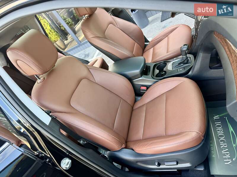 Внедорожник / Кроссовер Hyundai Grand Santa Fe 2015 в Киеве