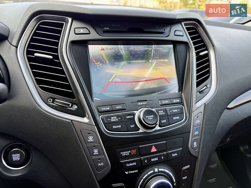 Внедорожник / Кроссовер Hyundai Grand Santa Fe 2015 в Киеве