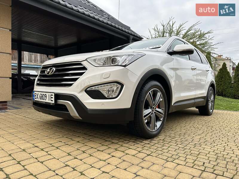 Внедорожник / Кроссовер Hyundai Grand Santa Fe 2015 в Хмельницком