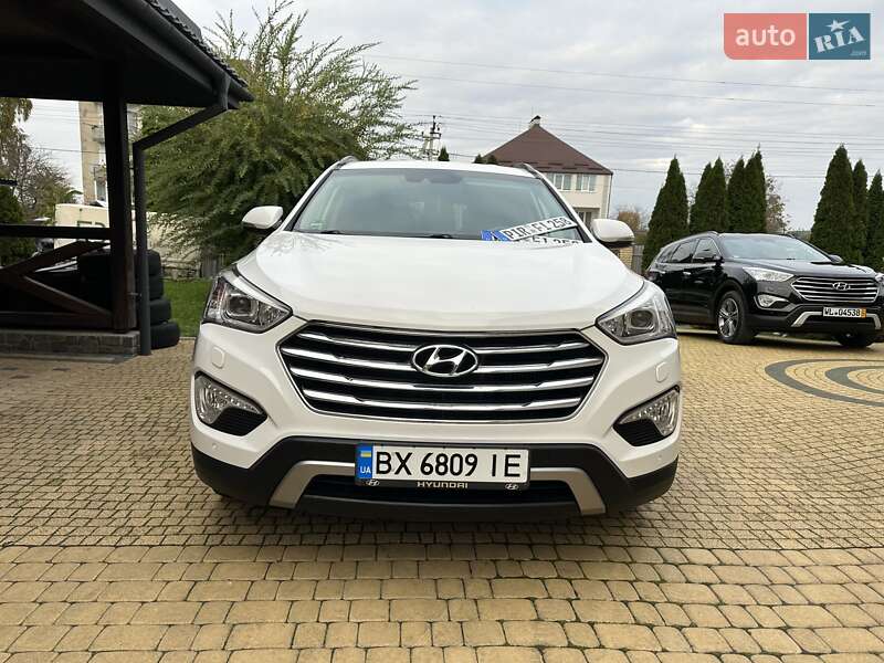 Внедорожник / Кроссовер Hyundai Grand Santa Fe 2015 в Хмельницком