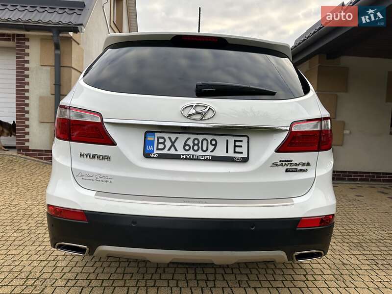 Внедорожник / Кроссовер Hyundai Grand Santa Fe 2015 в Хмельницком