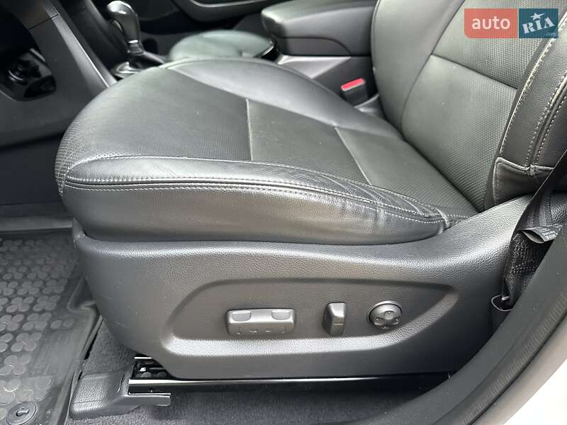 Внедорожник / Кроссовер Hyundai Grand Santa Fe 2015 в Хмельницком