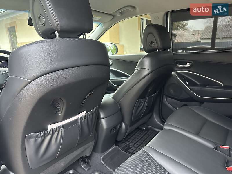 Внедорожник / Кроссовер Hyundai Grand Santa Fe 2015 в Хмельницком