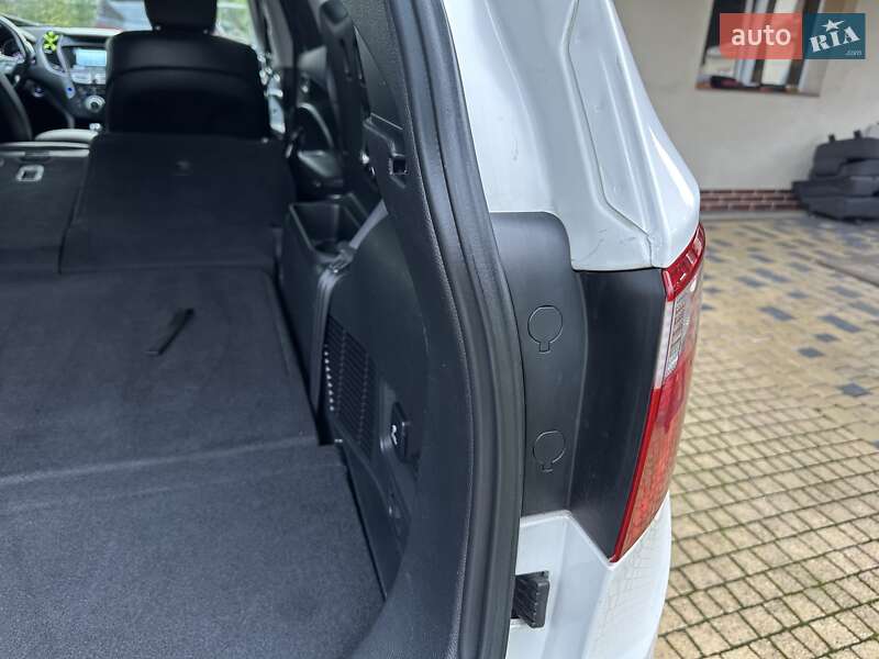 Внедорожник / Кроссовер Hyundai Grand Santa Fe 2015 в Хмельницком